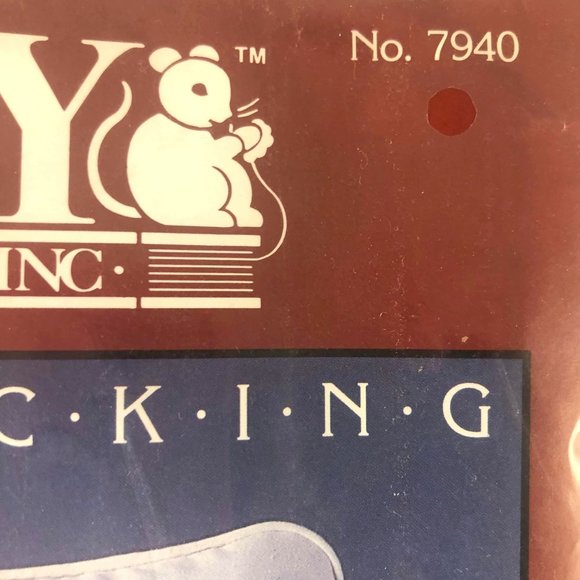 Cathy Needlecraft Candlewicking Country Charm 14x14 Pillow Kit - Picture 3 of 5